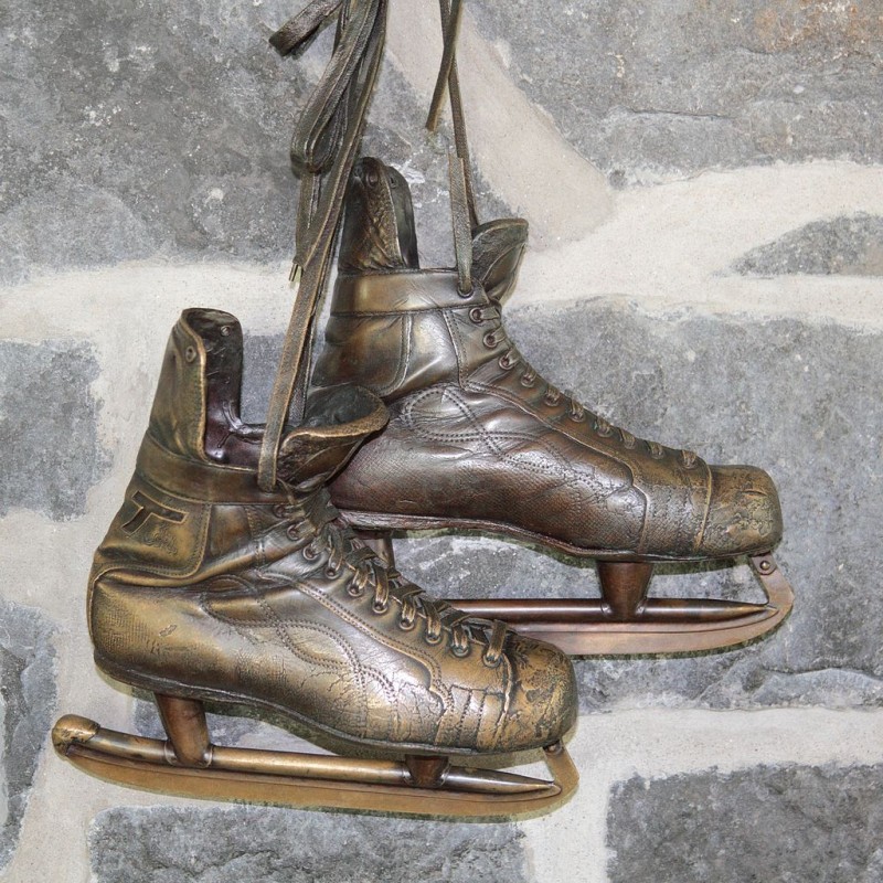 CCM Tackaberry skates worn by Jean Béliveau when he scored his 500th goal, on February 11, 1971. These are at the lac aux Castors Pavilion, Mount Royal, Quebec, Canada. Photo by Simon Pierre Barrette via Wikipedia, Creative Commons